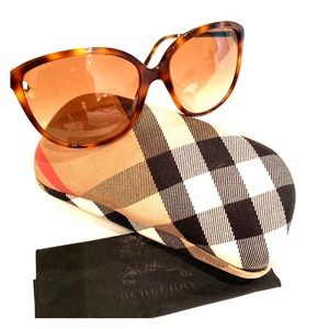 Women’s Authentic Burberry sunglasses